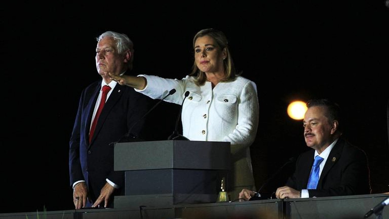 Maru Campos gobernadora homofóbica de Chihuahua se opone a los derechos LGBT+