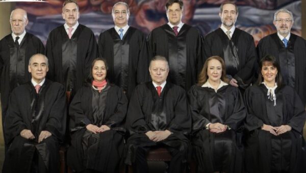 Sentencias de la SCJN sobre derechos LGBT+