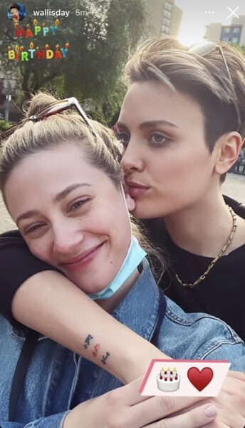 Lili Reinhart y Wallis Day