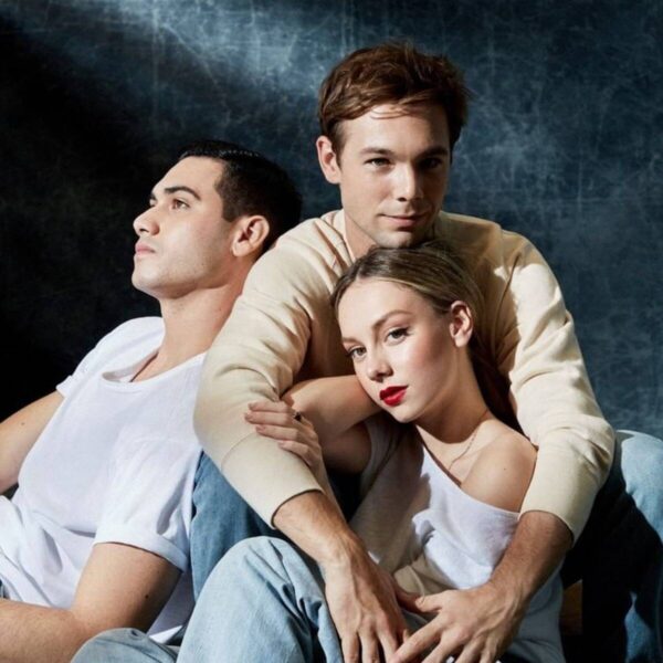 carlos cuevas alejandro speitzer ester expósito