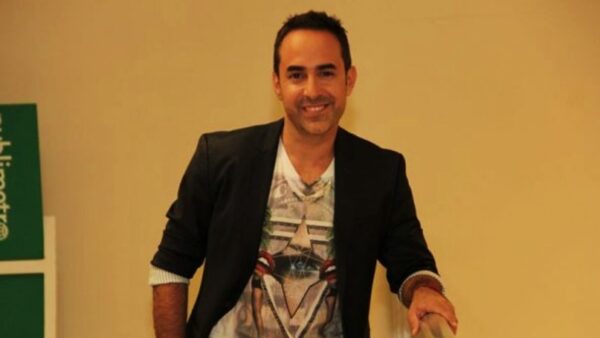 Héctor Ugarte vocalista de Mercurio