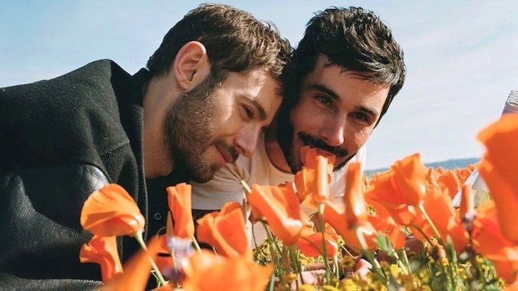 Julian Morris es uno de los famosos LGBT+ que han salido del clóset en 2021