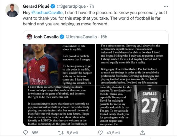 Apoyo al primer futbolista abiertamente gay