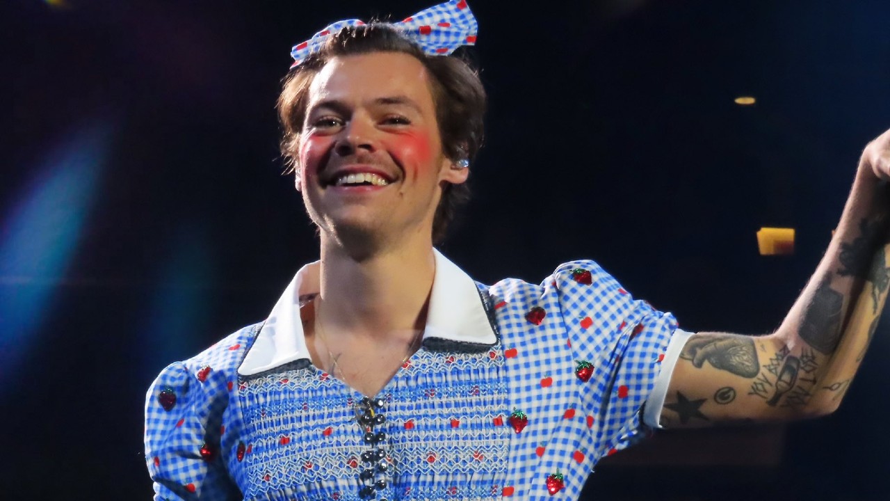 Laura Zapata critica a Harry Styles pro vestirse de DOrothy