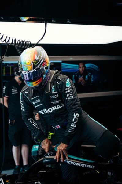 Lewis Hamilton utilizará casco LGBT+ para protestar en Qatar