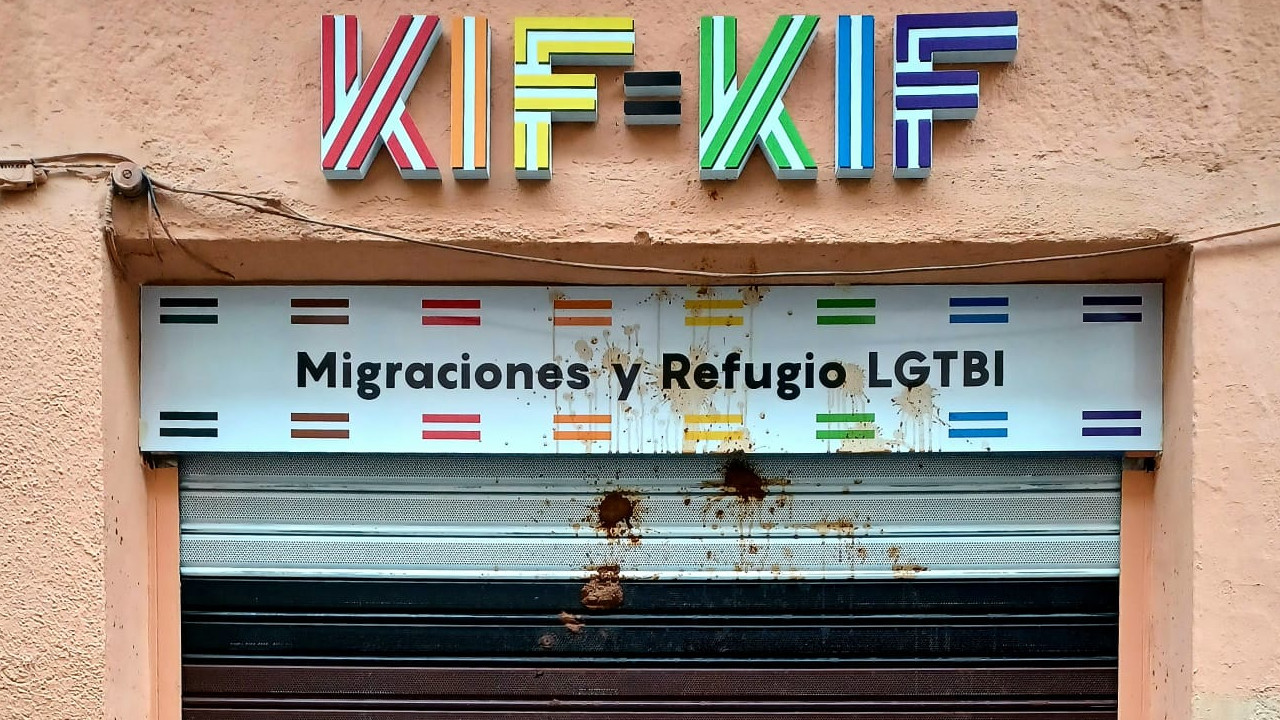 kifkif refugio lgbt españa madrid excremento