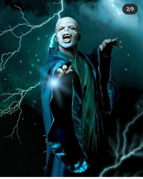 Famosos LGBT disfraces Lil Nas X como Voldemort