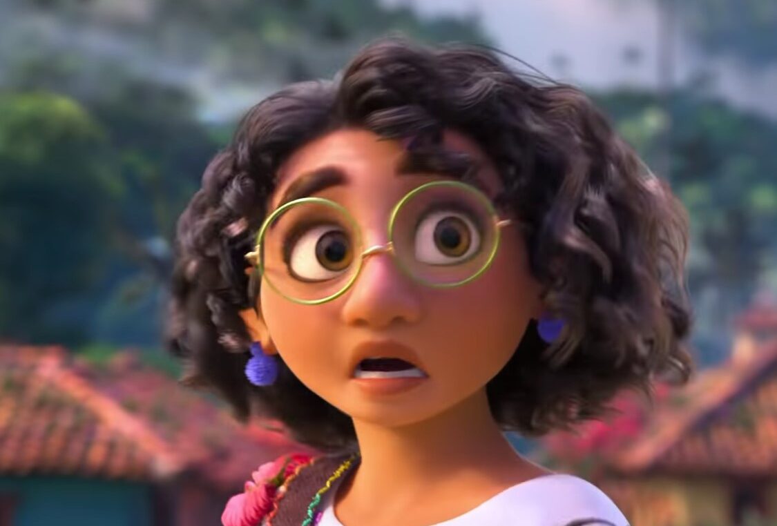 Mirabel protagonista Encanto Disney