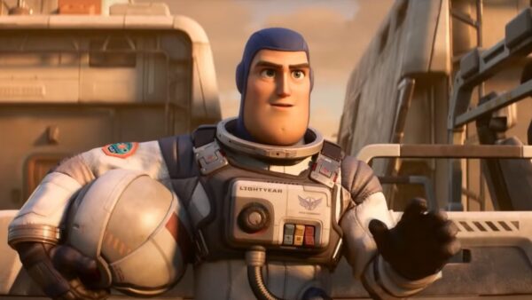Película Lightyear contará con presencia LGBT+