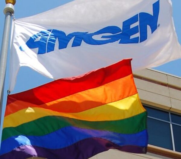 Bandera LGBT+ en empresa Agmen mejores lugares para trabajar 2022