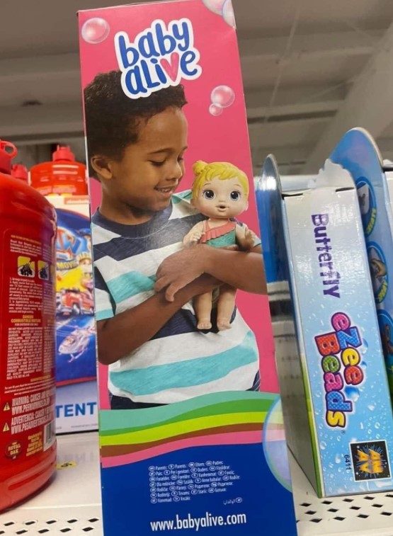 Baby Alive empaque niños jugando con muñecas