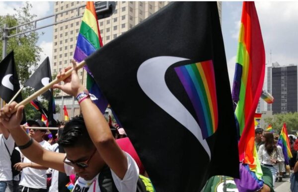 Nike apoyando a la comunidad LGBT