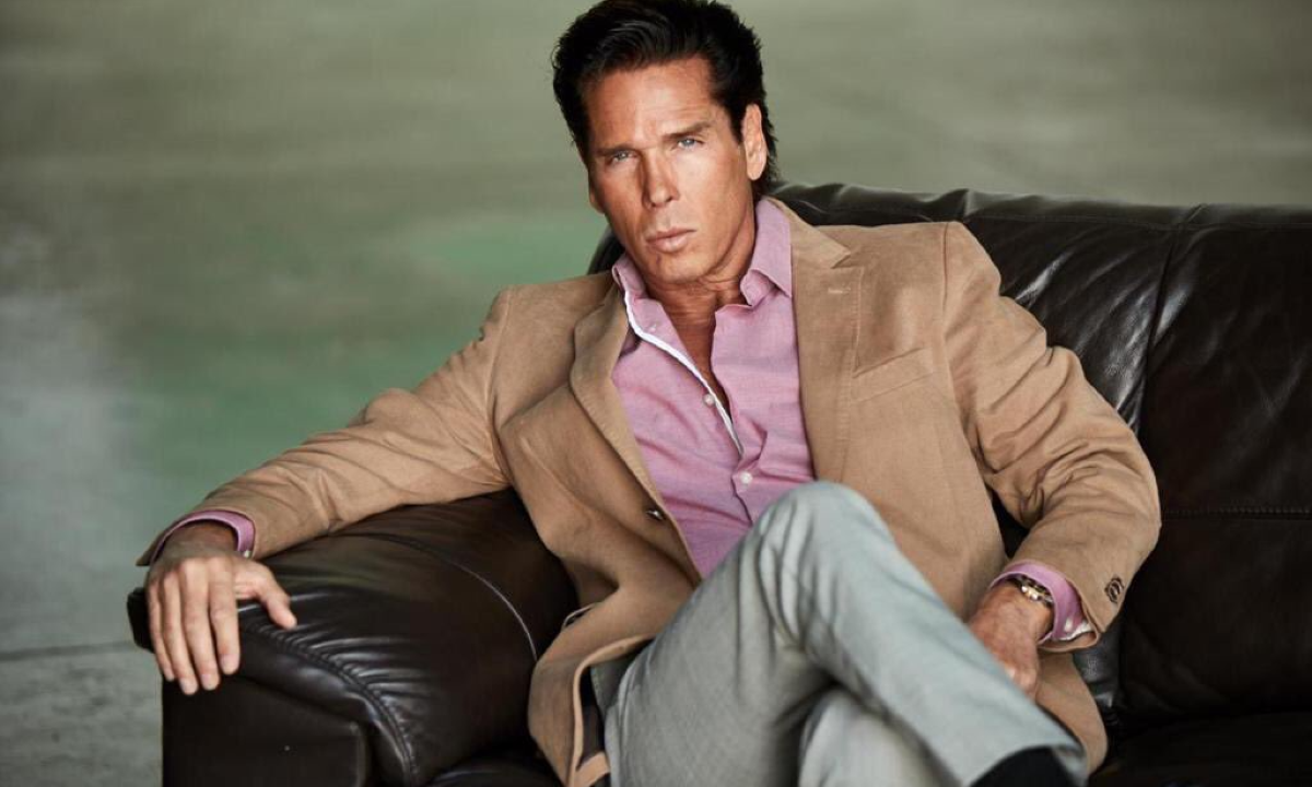 Roberto Palazuelos es homofóbico y se opone a los derechos LGBT+