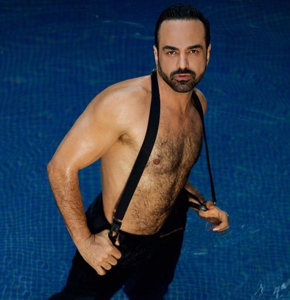 Ariel Miramontes, quien interpreta aAlbertano, compartió fotos en Instagram