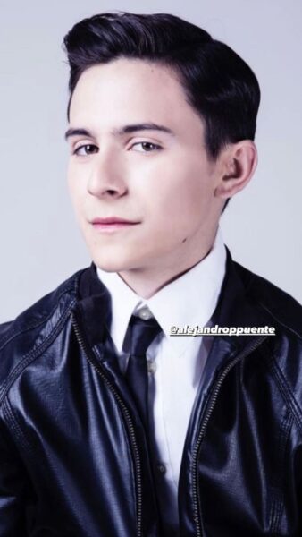 alejandro puente evolución fotos niño