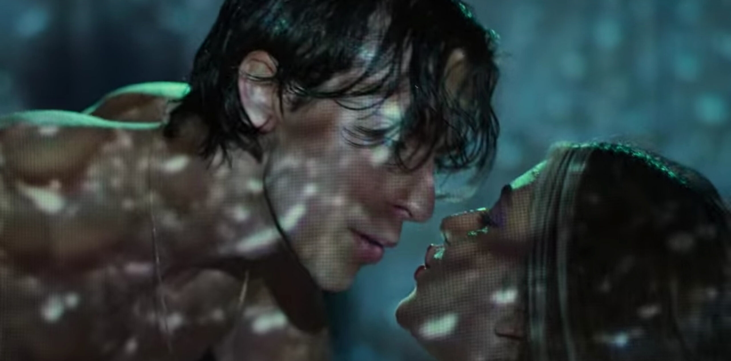 Alejandro Puente Giovanna Grgio besos celebridades rebelde