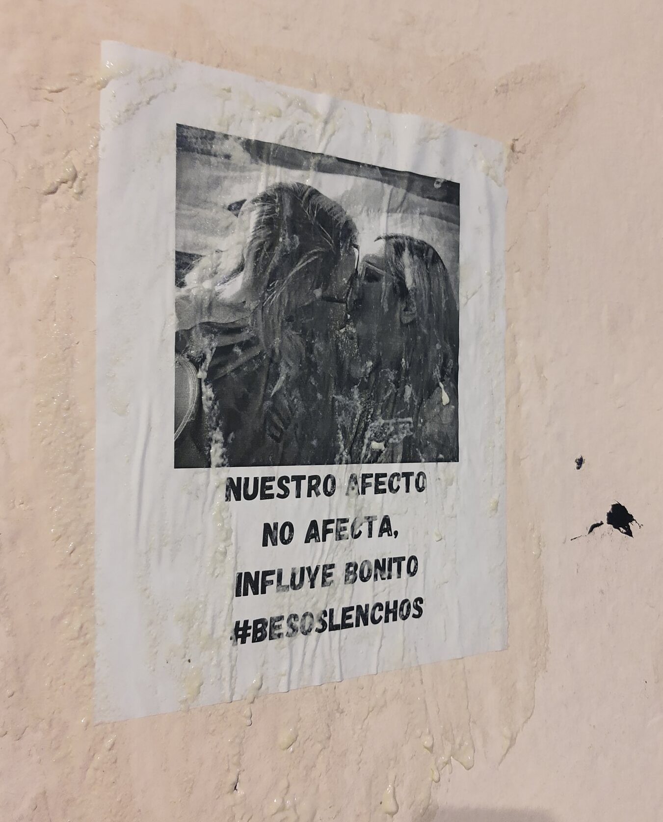 #besoslenchos agresión barrio chino cdmx lesbofobia besos lenchos