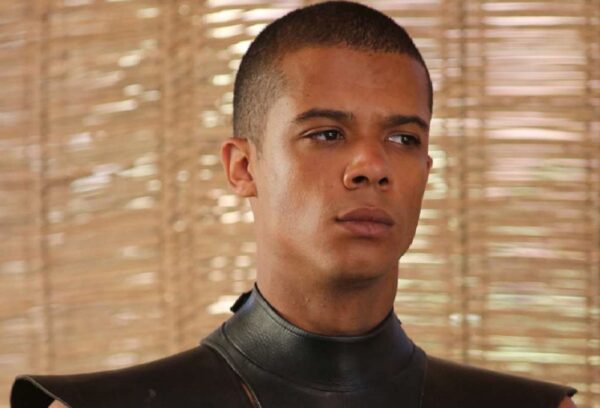 gusano gris game of thrones eunuco personaje series