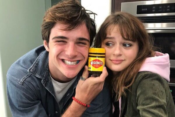 joey king jacob elordi fotos