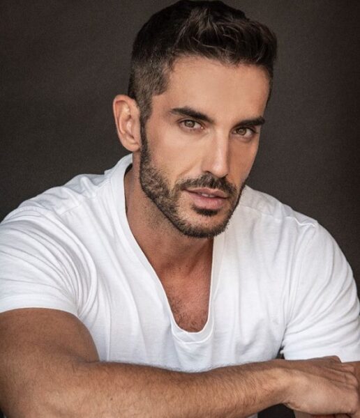 Pedro Prieto, actor español, besaría a un hombre