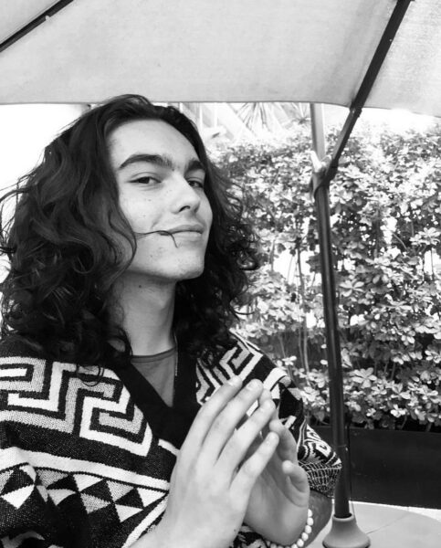 slefie actor esteban reboot rebelde