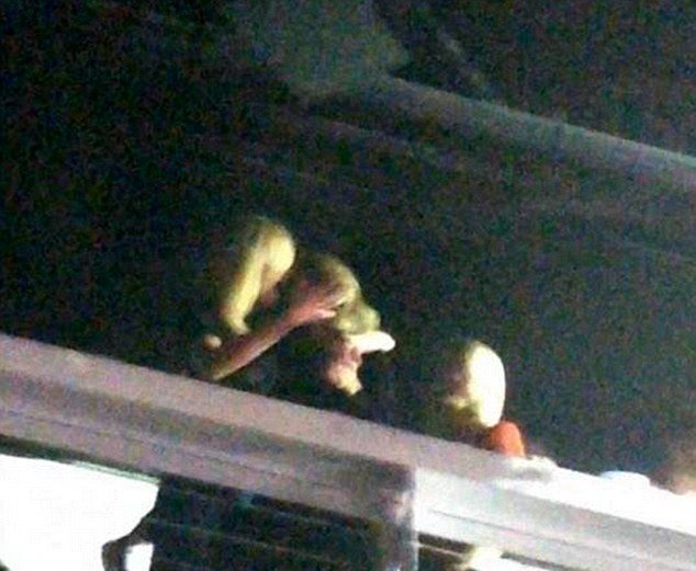 Beso lésbico de Taylor Swift