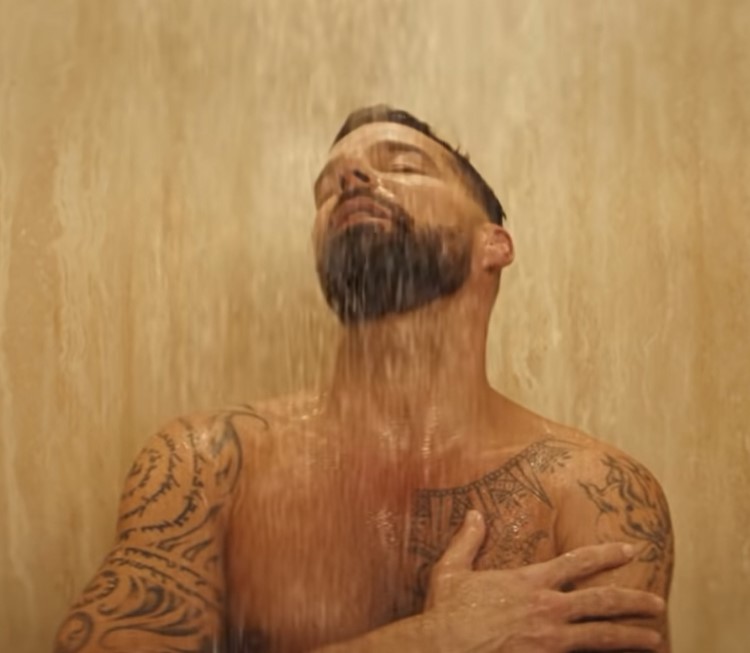 video canción otra noche en LA, fotos