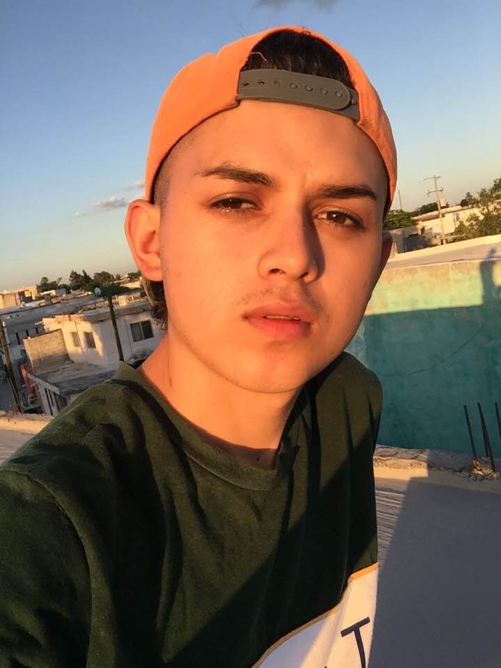 Abraham Izaguirre Paz triunfa en Miss & Mr Mexico Gay Internacional