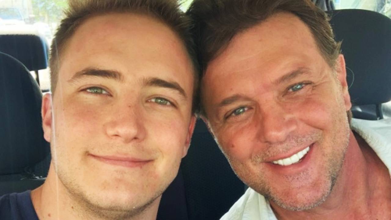 René Stickler organiza boda gay de su hijo Yannick