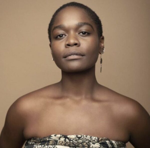 Candace Grace estará en el elenco como una madre no binaria