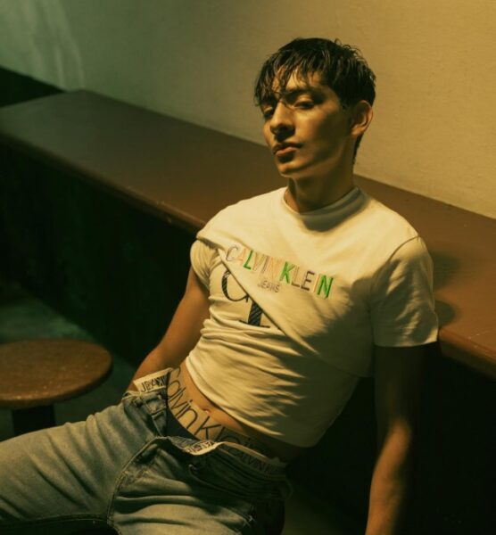 Fotos de Donovan Carrillo, patinador mexicano, como modelo de la marca Calvin Klein