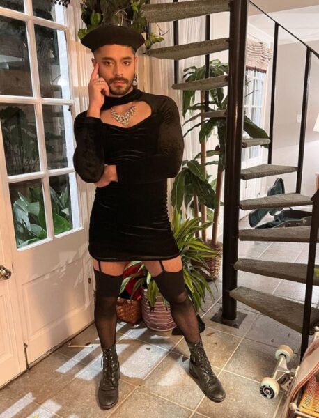 Chris Renfro publicó imagenes del set de grabación de Queer as Folk