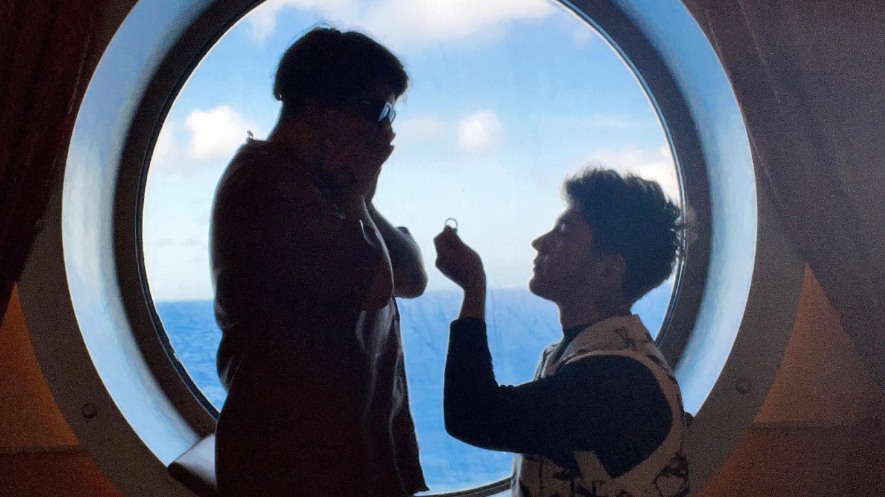 Momentos románticos de parejas LGBT+ mexicanas Mario Aguilar y Lalo Zapien