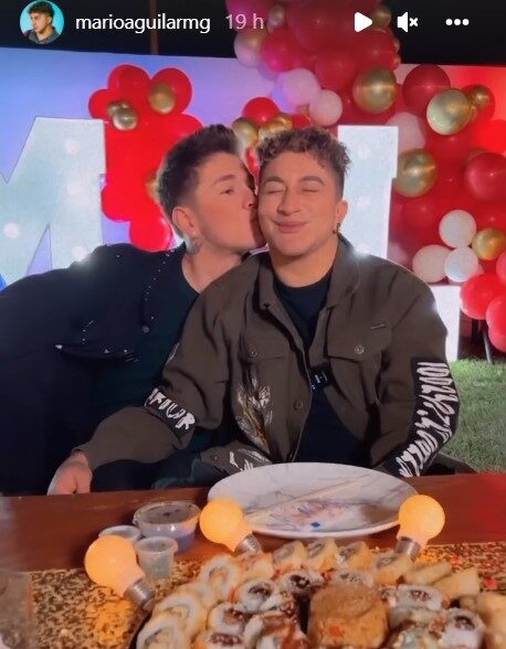 Mario Aguilar y Lalo Zapien en la celebración adelantada del 14 de febero