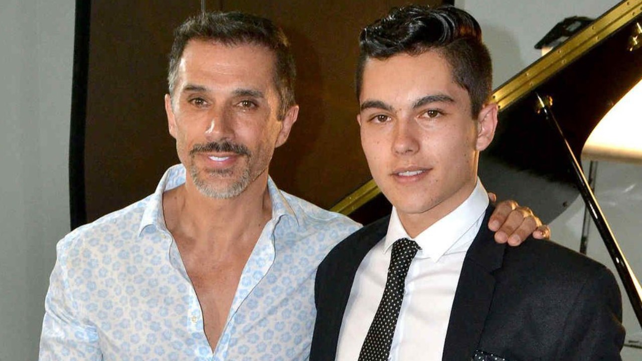 sergio-mayer-hijo--sergio-mayer-mori- Sergio Mayer, ex Garibaldi, reaccionó a crop top de su hijo, Sergio Mayer Mori rara