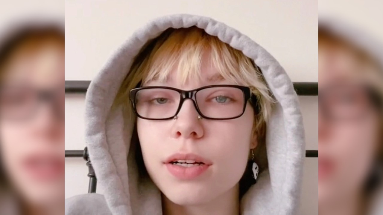 stevie-laine-hije-rapero-eminem-genero-fluido Stevie Laine, le hije adoptive del rapero Marshall Bruce Mathers III , mejor conocido como Eminem, se declaró de género no fluido y bisexual