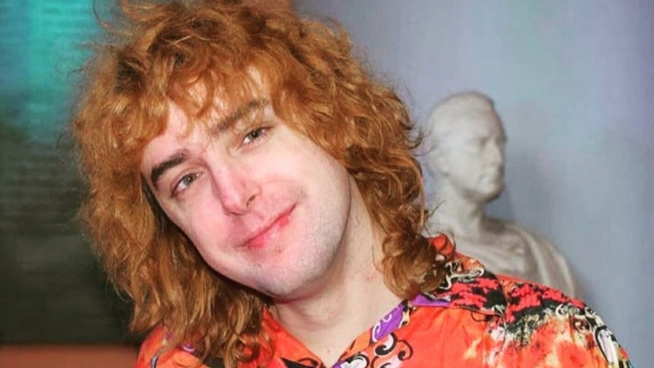 Benito Cerati participa en Gracias Totales de Soda Stereo