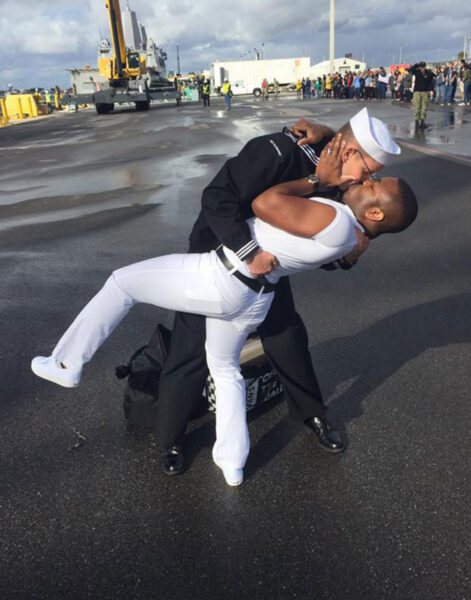 bryan kenneth besos gay conmovieron al mundo 2018