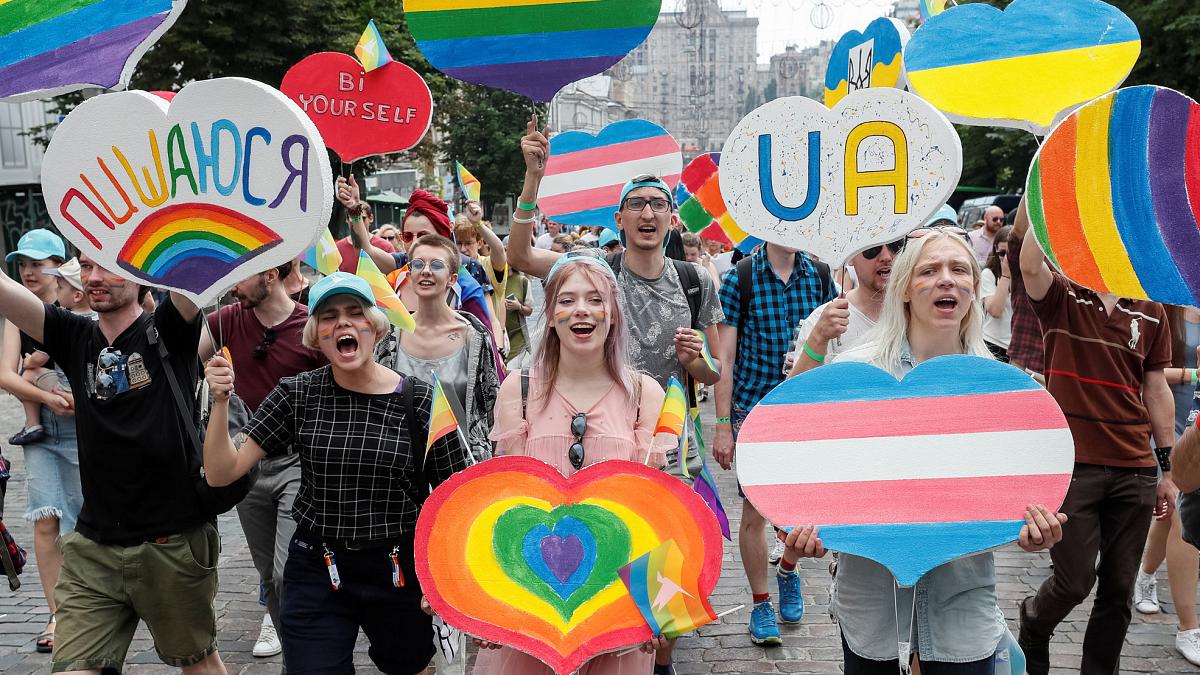 Manifestación LGBT+ en Ucrania