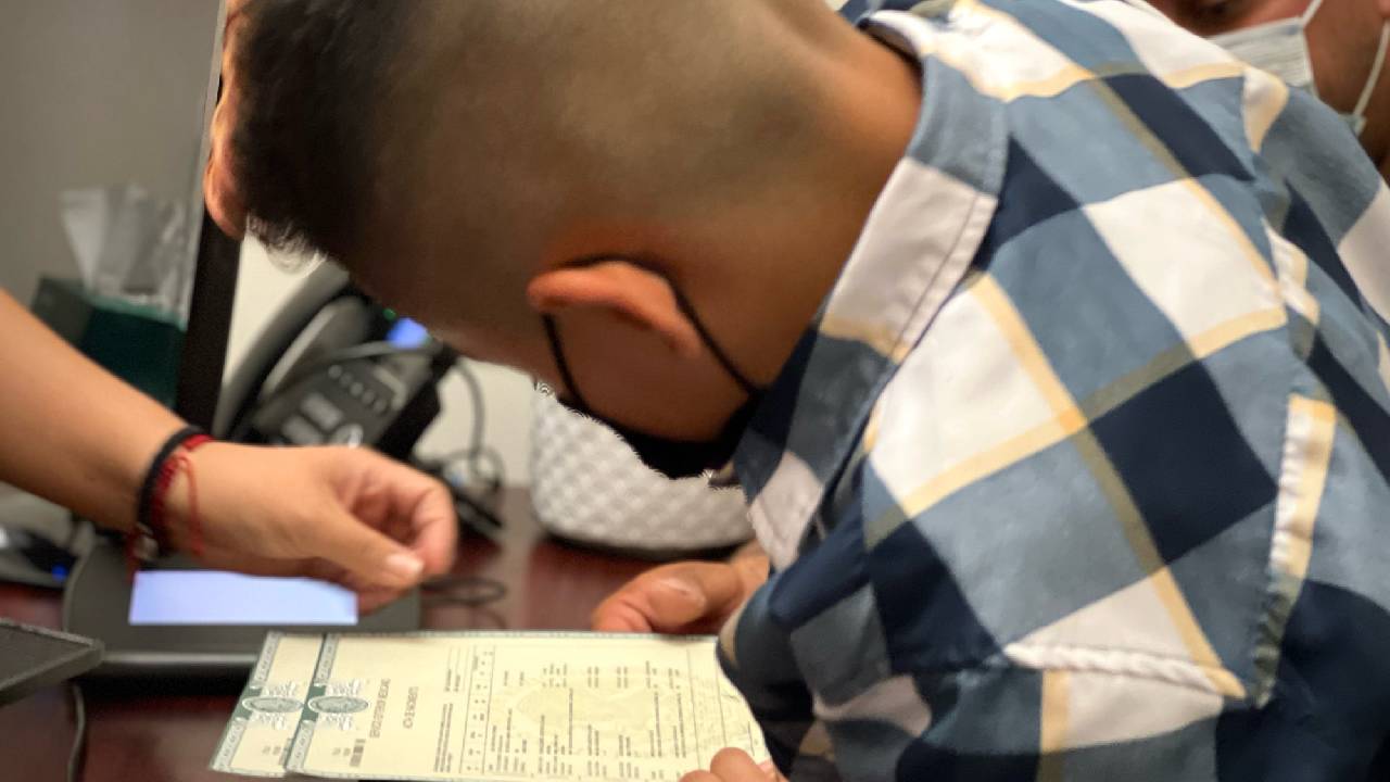 Acta-de-nacimiento-para-infancias-trans-se-puede-obtener-en-consulado Consulados mexicanos expiden acta de nacimiento de infancias trans