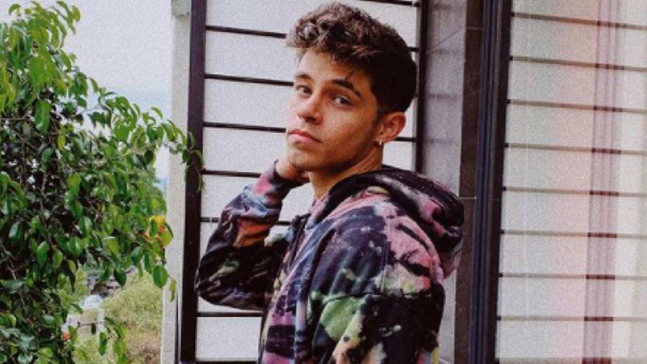 Alex Hoyer novio de Danna Paola estuvo en el equipo de Ricky Martin en La Voz