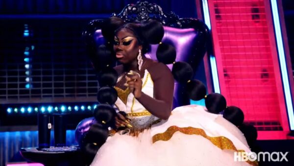 Bob the drag queen jueza en Legendary