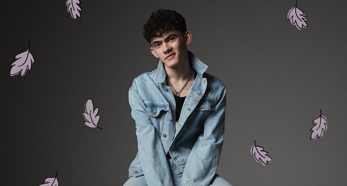 Charlie Spring personaje gay de Heartstopper es interpretado por Joe Locke