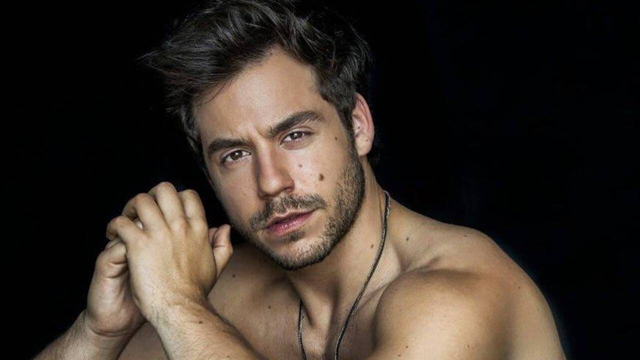 Fernando Dente actor gay habla de homofobia internalizada