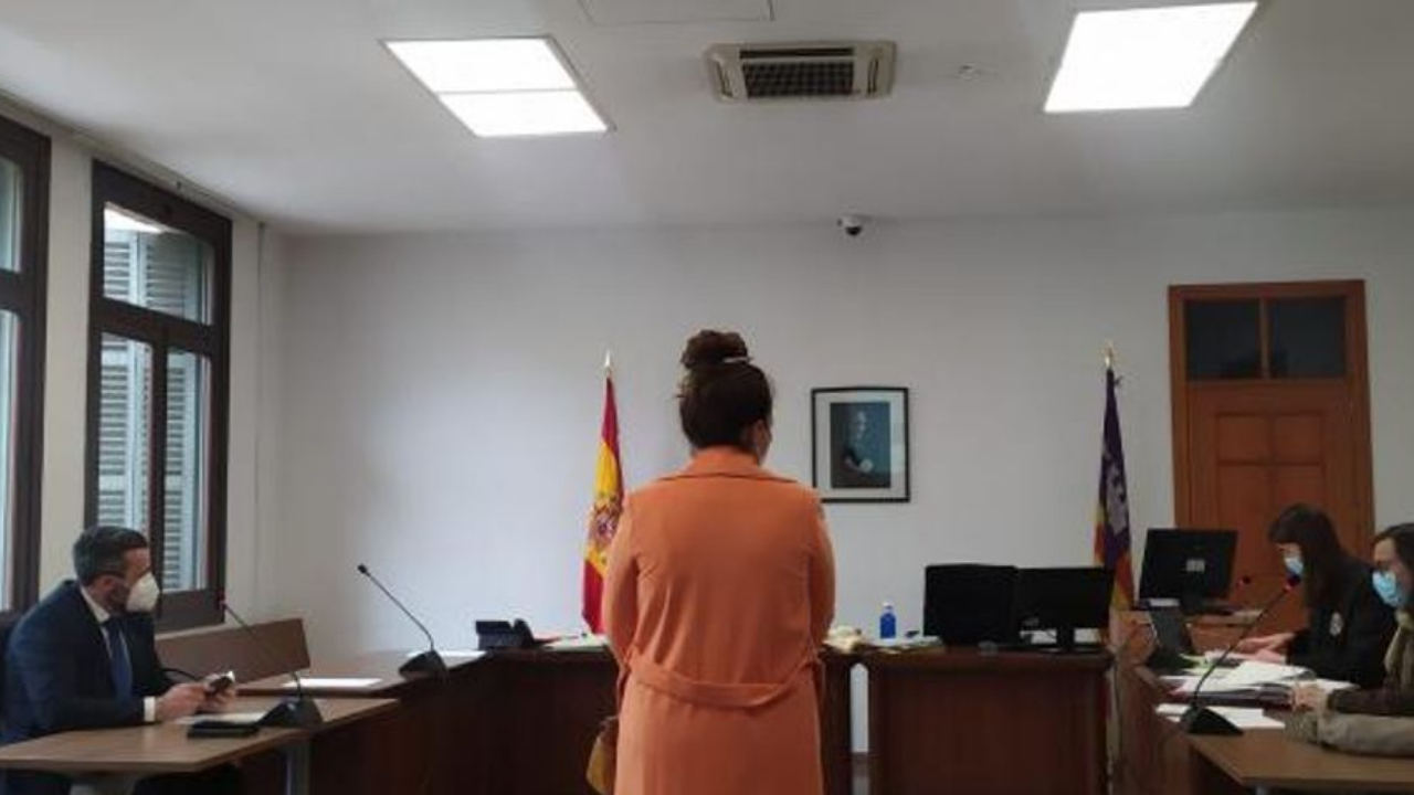 madre-sentencia-golpear-hija-lesbiana-españa-palma-de-mallorca madre sentencia golpear hija lesbiana españa palma de mallorca