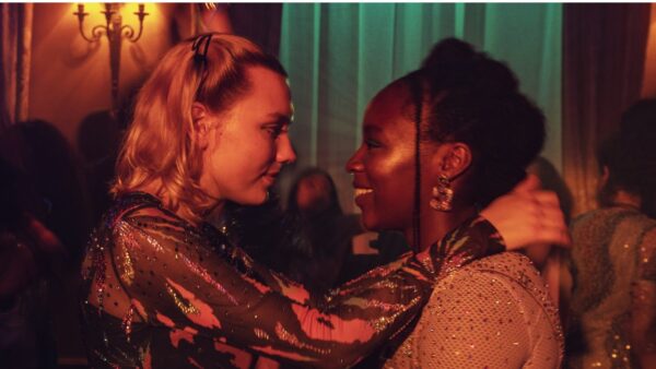 Tara y Darcy son la pareja lésbica de Heartstopper