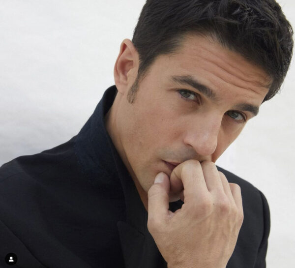 alejo sauras actores españoles personajes gay al salir de clase