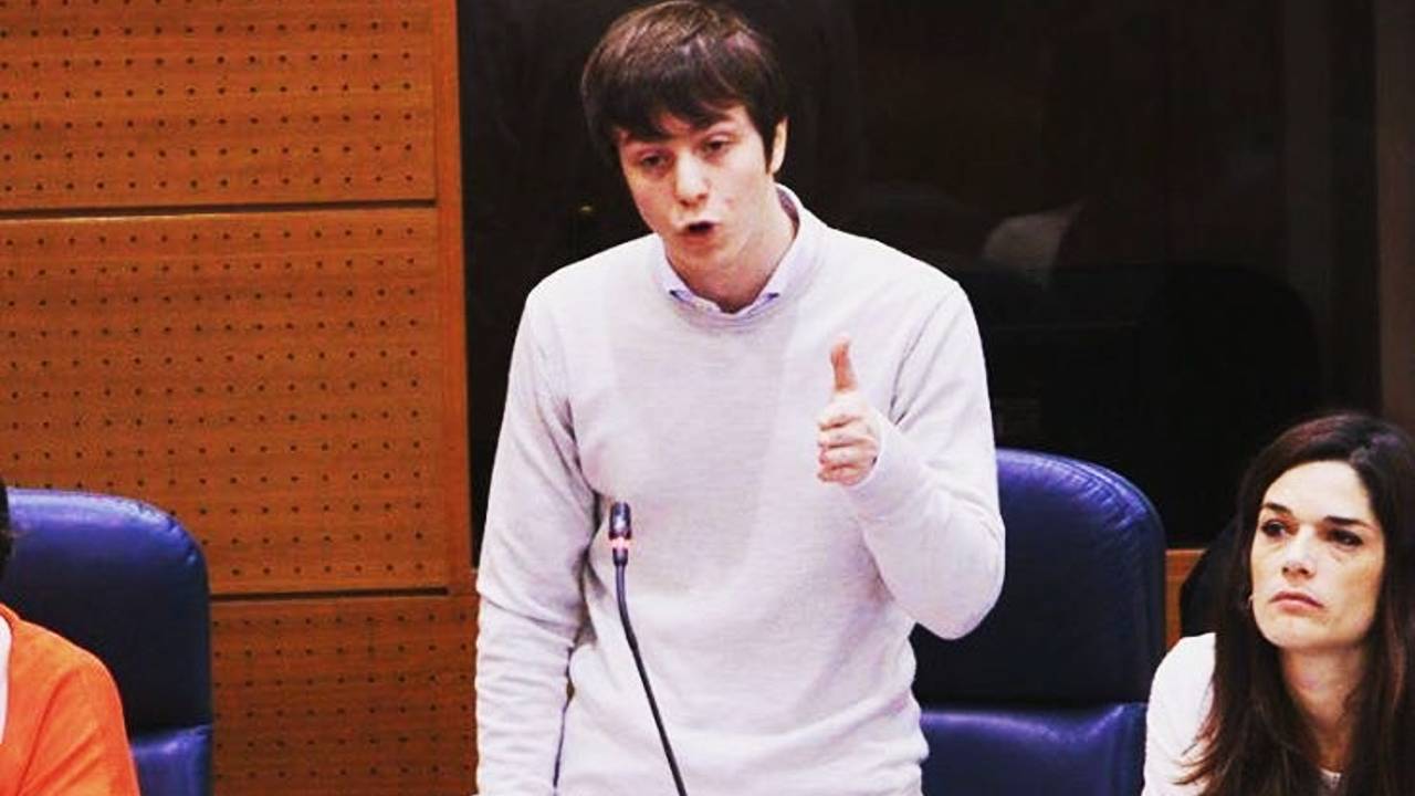 eduardo-fernandez-rubiño Eduardo Fernández Rubiño es un diputado gay