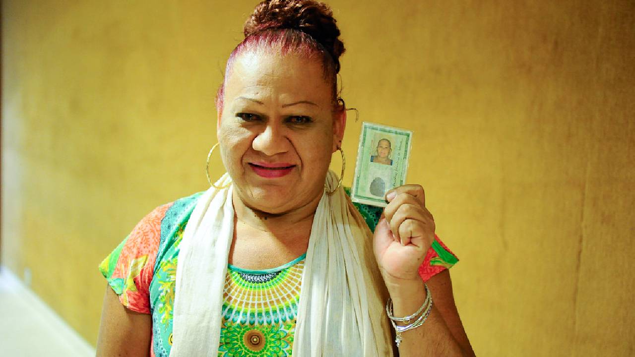 Instituto-nacional-de-migracion-discrimina a keila-simpon Instituto Nacional de Migración actúa con transfobia hacia Keila Simpson homofobia seofobia discriminación LGBT+ INM