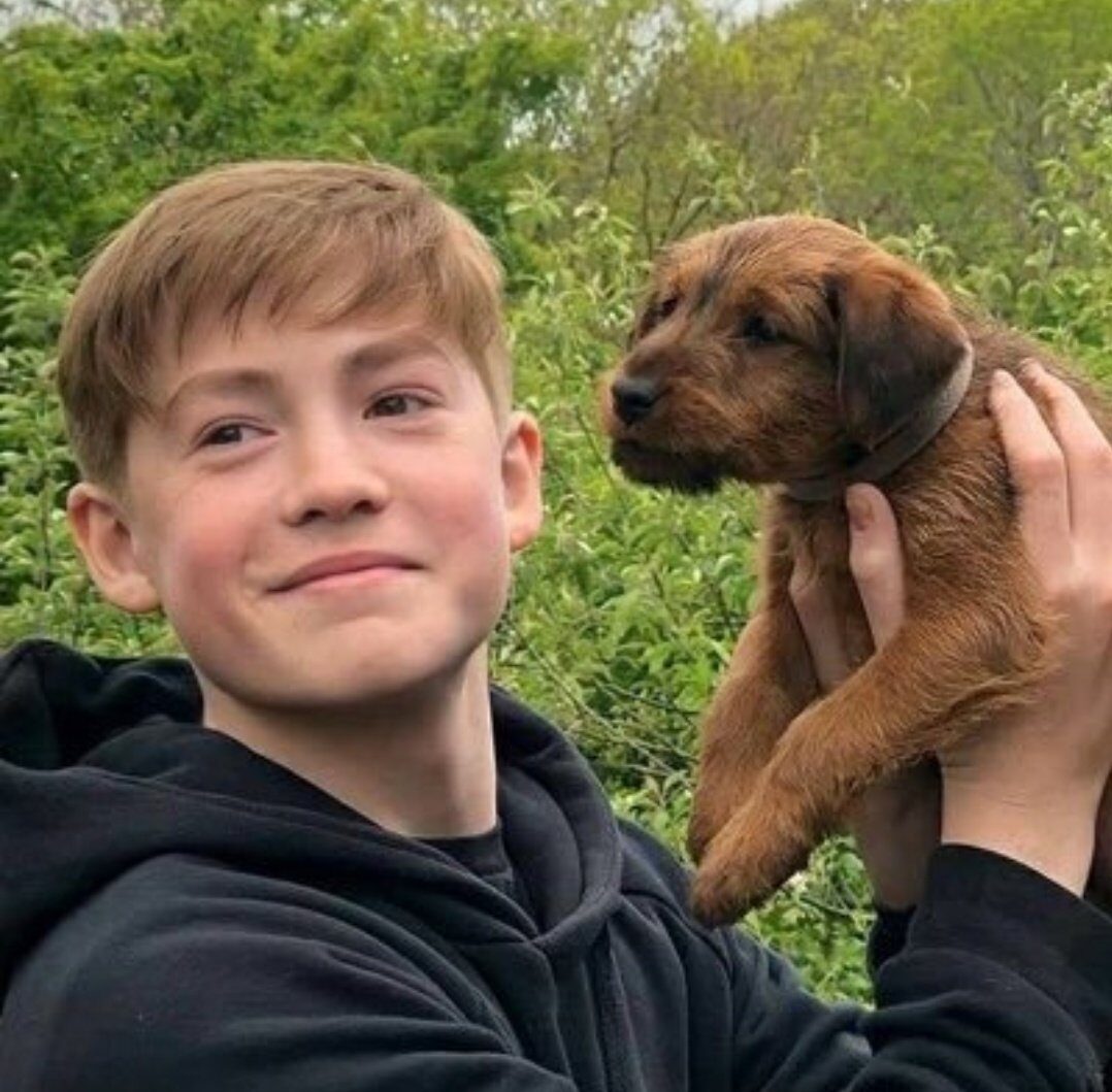 kit connor fotos evolución infancia